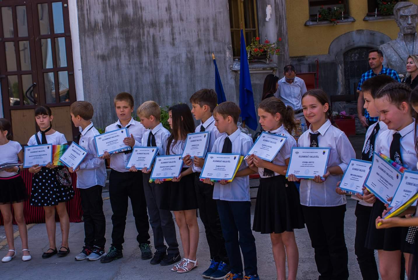 FB IMG 1560921641431